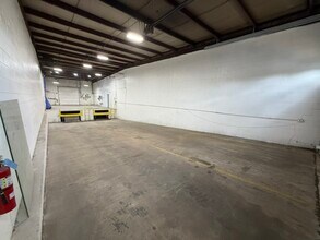 923 E Michigan Ave, Battle Creek, MI for lease Interior Photo- Image 2 of 3