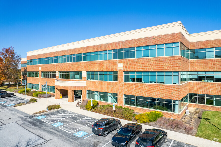 600 Eagleview Blvd, Exton, PA for lease - Building Photo - Image 1 of 17