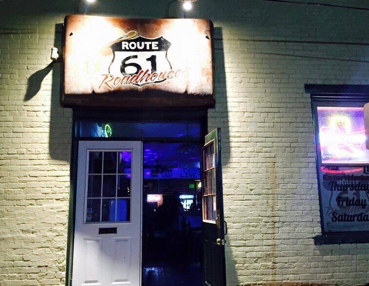 449 Woodlawn Ave, Sunbury, PA à louer - Photo du bâtiment - Image 3 de 10