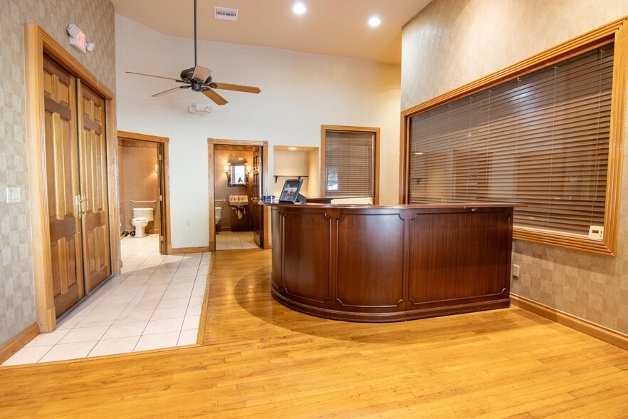 757 Arlington Ave N, Saint Petersburg, FL for lease - Building Photo - Image 2 of 36