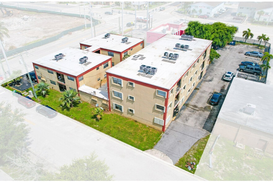 2130 Avenue S, Riviera Beach, FL for sale - Building Photo - Image 2 of 38