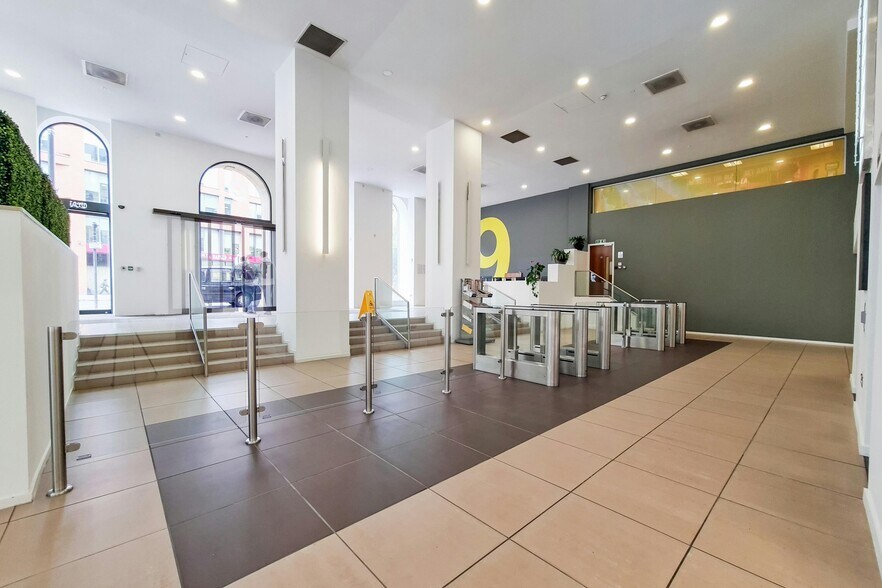9 Portland St, Manchester à louer - Photo du bâtiment - Image 3 de 14