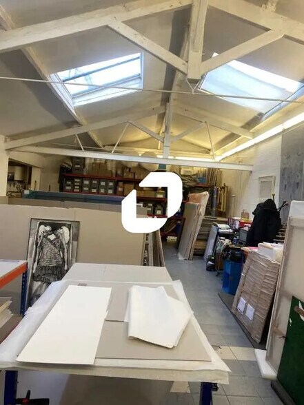 Flex in Le Pré-Saint-Gervais for lease - Building Photo - Image 3 of 9