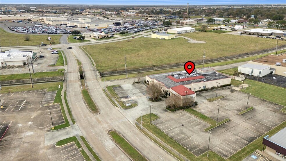 3445 Regional Dr, Port Arthur, TX à louer - Photo du bâtiment - Image 3 de 23