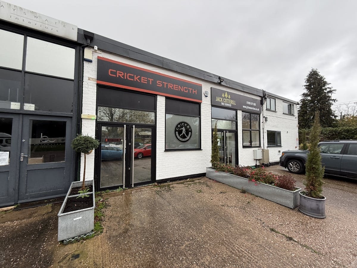 Hanbury Rd, Droitwich for lease Building Photo- Image 1 of 3