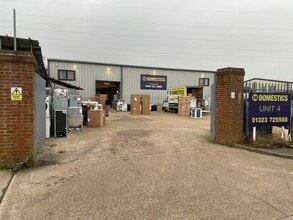 4 Hammonds Dr, Eastbourne à louer Photo du bâtiment- Image 1 de 2