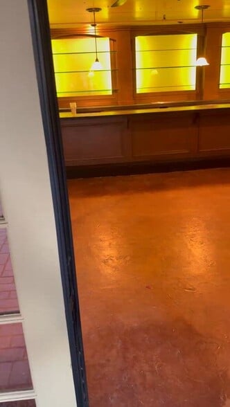 900-906 2nd St, Sacramento, CA for lease - Commercial Listing Video - Image 2 of 73