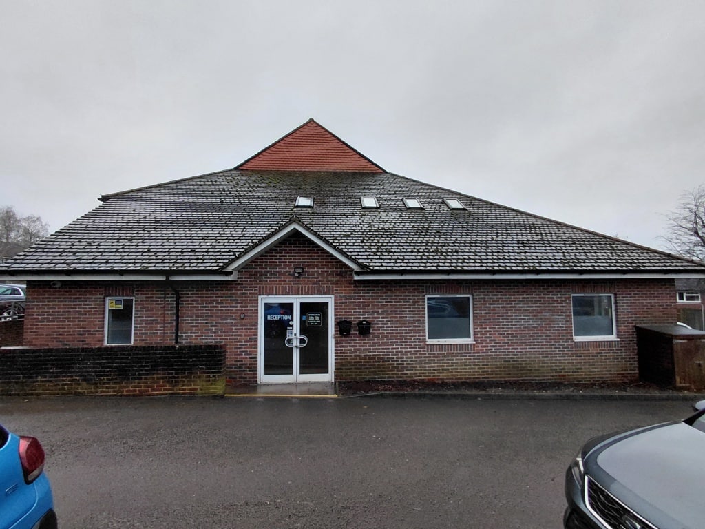 Bolding Way, Haywards Heath for lease Primary Photo- Image 1 of 5