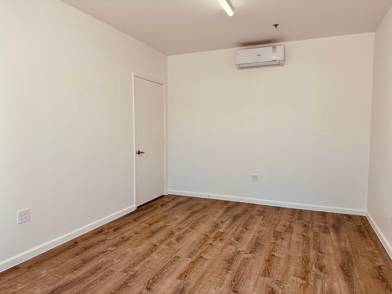 20140 Holzwarth Rd, Spring, TX for lease - Building Photo - Image 3 of 7