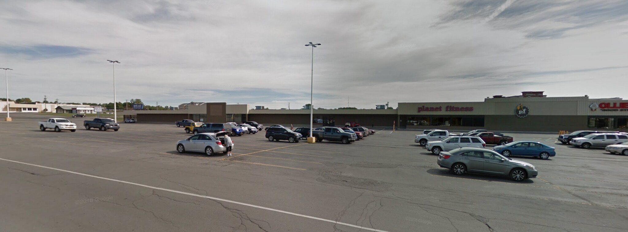 1222 Arsenal St, Watertown, NY à louer Photo du bâtiment- Image 1 de 4