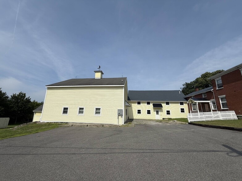 1887 Hallowell Rd, Litchfield, ME for sale - Building Photo - Image 3 of 17