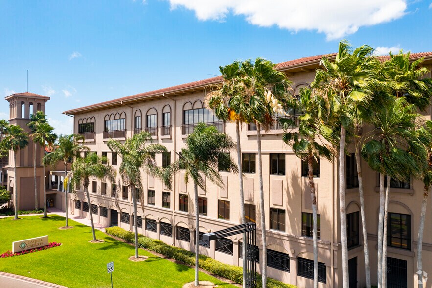 450 Carillon Pky, Saint Petersburg, FL à louer - Photo du bâtiment - Image 2 de 14