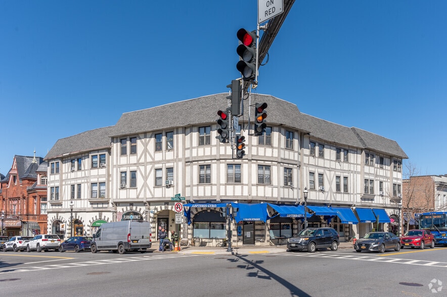 1-7 N Broadway, Tarrytown, NY à louer - Photo du bâtiment - Image 2 de 6