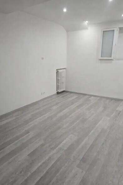 Flex in Nice for sale - Interior Photo - Image 3 of 7