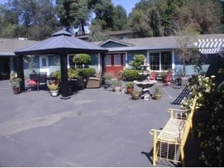 Plus de détails pour 760 Kerryjen Ct, Redding, CA - Soins de santé à vendre