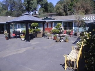 Plus de détails pour 760 Kerryjen Ct, Redding, CA - Soins de santé à vendre