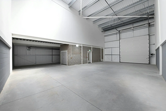 Duke Av, Cheadle for lease Interior Photo- Image 1 of 1