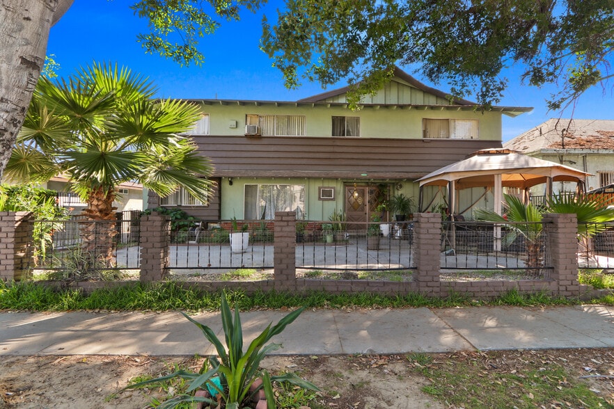 6048 King Ave, Maywood, CA for sale - Primary Photo - Image 1 of 8