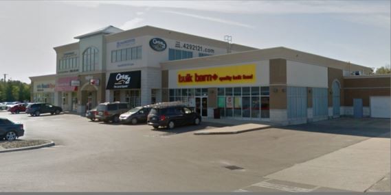 Plus de détails pour 1 Market Ln, Wasaga Beach, ON - Commerce de détail à louer