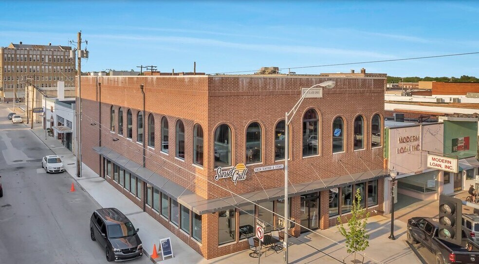 127 W Main St, Ardmore, OK à louer - Photo du bâtiment - Image 1 de 17