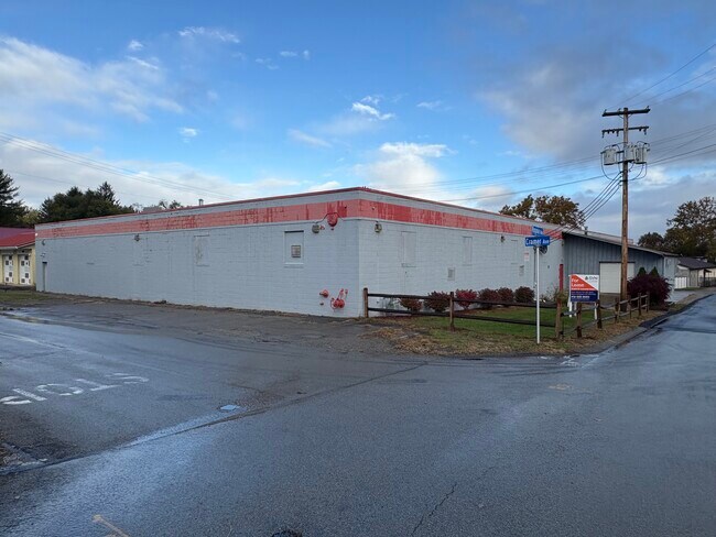 Plus de détails pour 49 Virginia Ave, Uniontown, PA - Industriel à louer