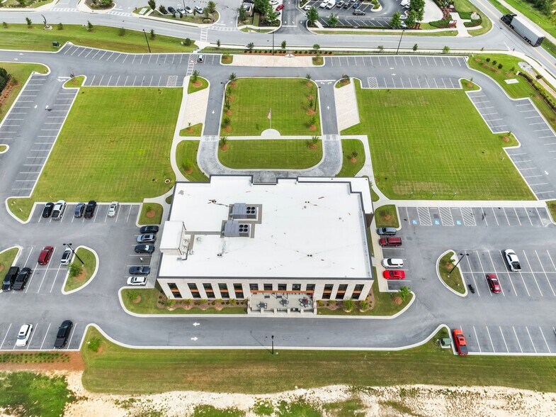 100 Highpoint Park Way, Braselton, GA for lease - Building Photo - Image 3 of 187