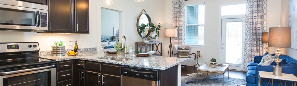 130 Cinema Dr, Hendersonville, TN à louer - Photo intérieure - Image 2 de 32