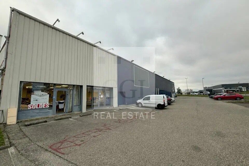 53 Route De Grenoble, Saint-Priest for lease Building Photo- Image 1 of 12