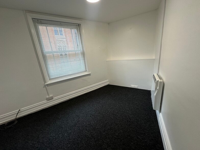 5-7 Post Office Rd, Bournemouth for lease - Building Photo - Image 3 of 7