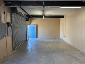 1042 Hopper Ave, Santa Rosa, CA à louer Photo intérieure- Image 2 de 3