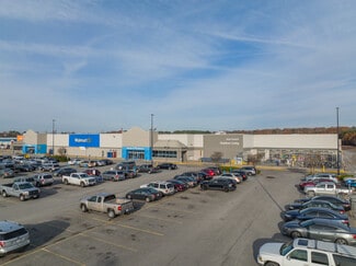 Plus de détails pour 1500 Armory Dr, Franklin, VA - Commerce de détail à vendre