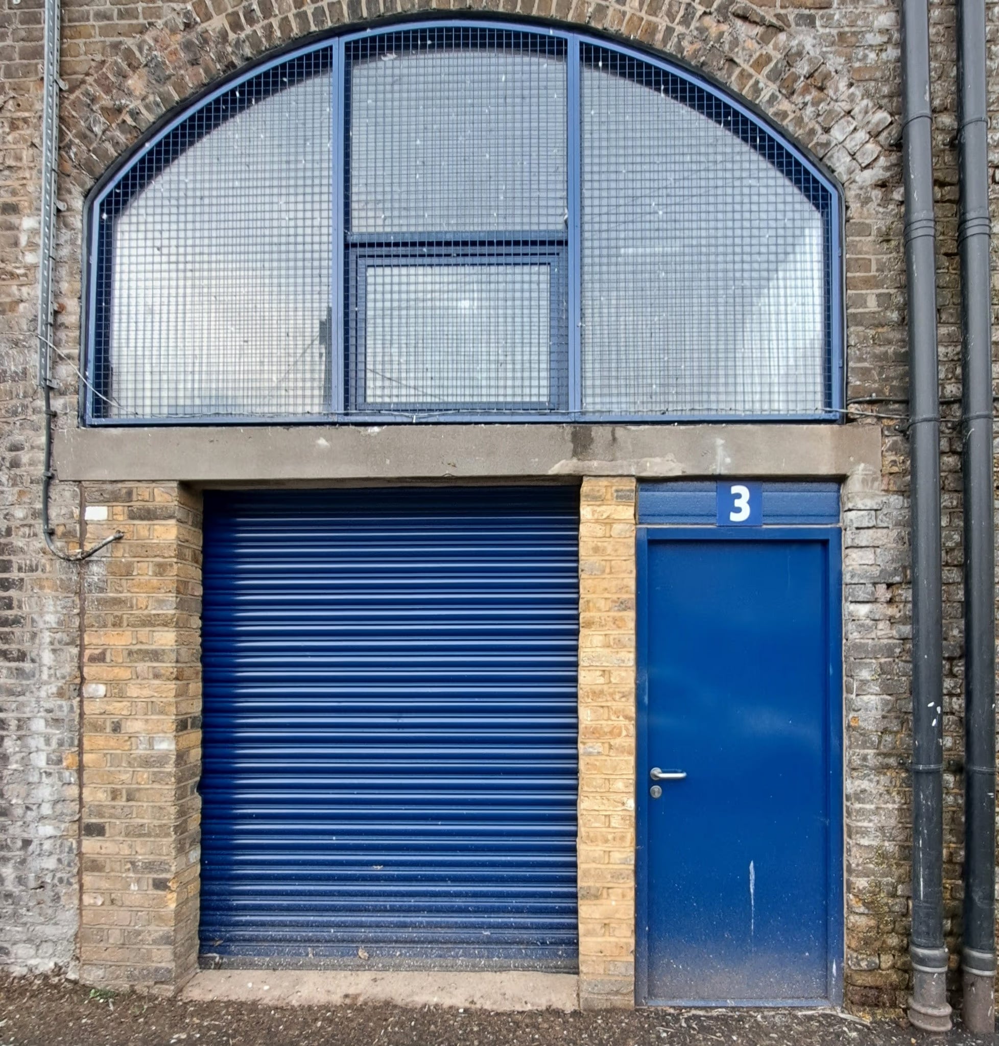 Courtenay Pl, Londres à louer Photo du bâtiment- Image 1 de 1