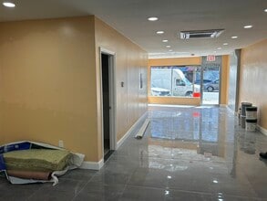 3908 Fort Hamilton Pky, Brooklyn, NY for lease Interior Photo- Image 2 of 5
