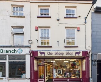 More details for 32 Bridge St, Haverfordwest - Retail for Sale