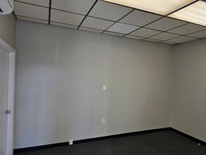 7152 Washington St, Denver, CO for lease Interior Photo- Image 2 of 7