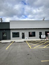 7900 Beechmont Ave, Cincinnati, OH for lease Building Photo- Image 1 of 1