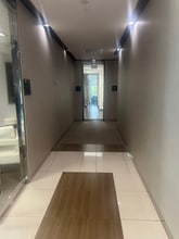 5220 Spring Valley Rd, Dallas, TX for lease Interior Photo- Image 1 of 3