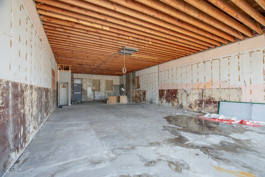 10004 Gravois Rd, Saint Louis, MO à vendre - Photo du bâtiment - Image 2 de 14