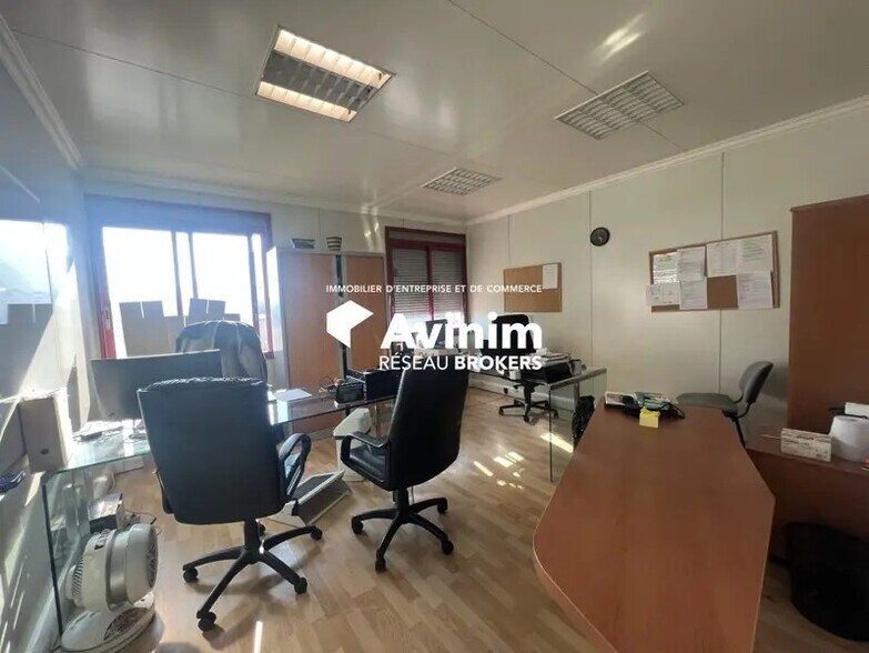 Industrial in Corbas for lease - Interior Photo - Image 3 of 4