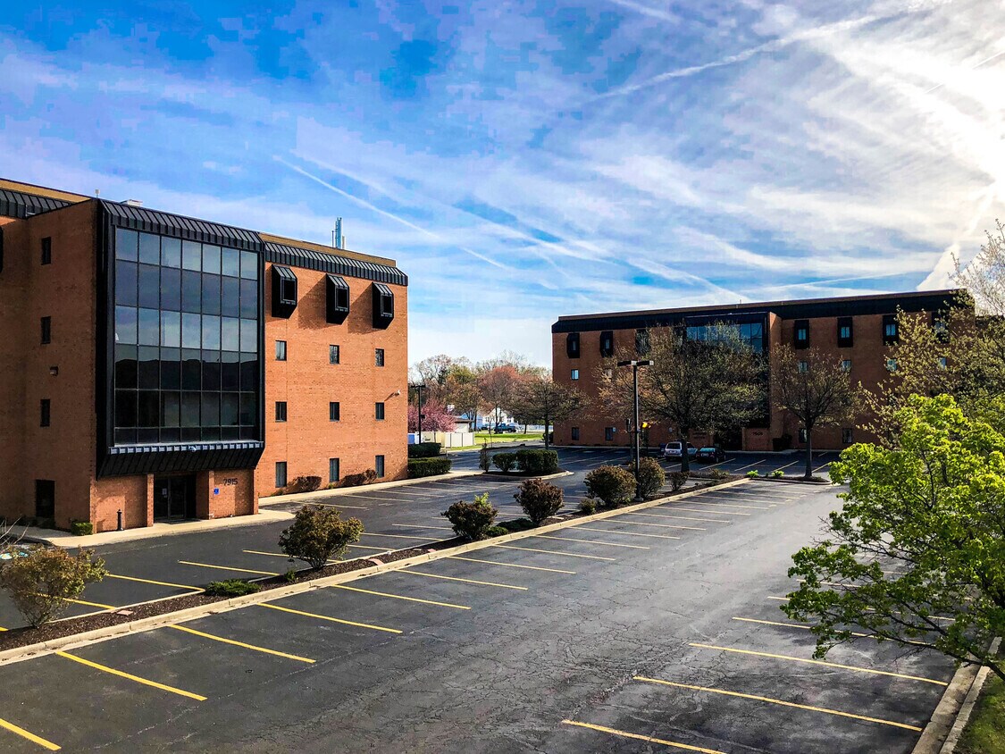 7915 Malcolm Rd, Clinton, MD à louer Photo du bâtiment- Image 1 de 20