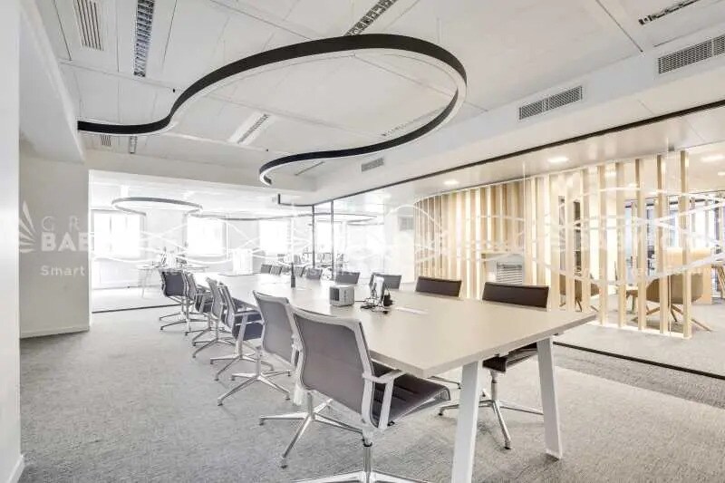 Office in Courbevoie for lease - Building Photo - Image 1 of 13