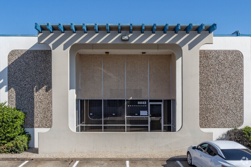 8901-8923 Knight Rd, Houston, TX à louer - Photo du bâtiment - Image 3 de 12