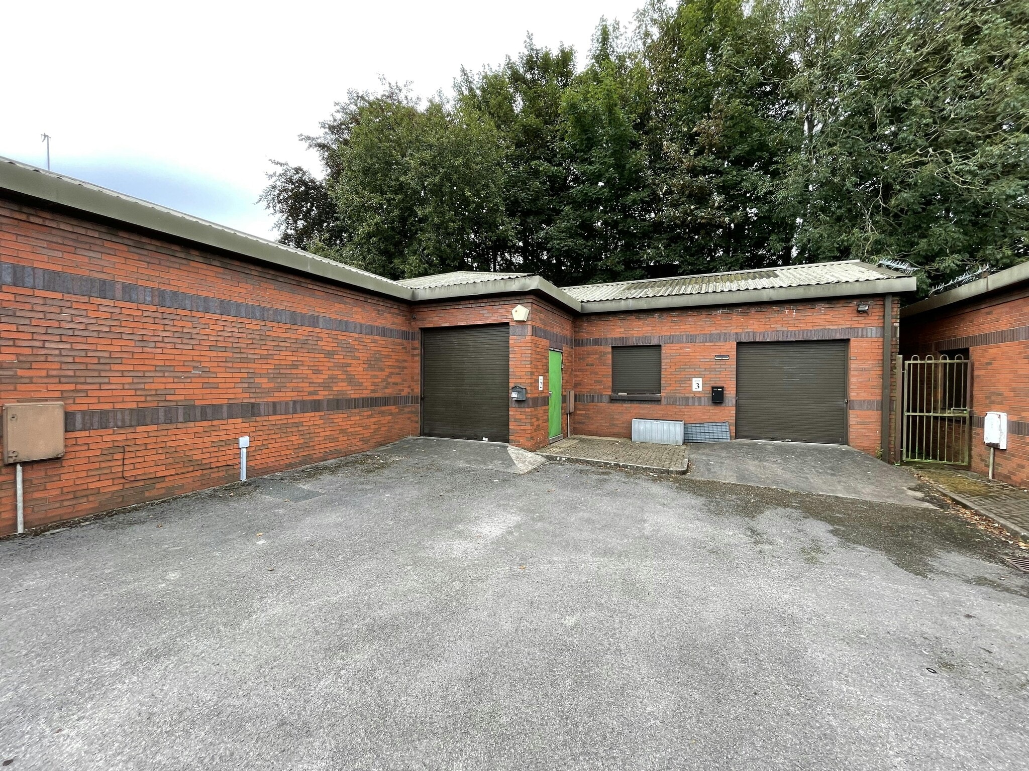 Station St, Leek à louer Photo principale- Image 1 de 6