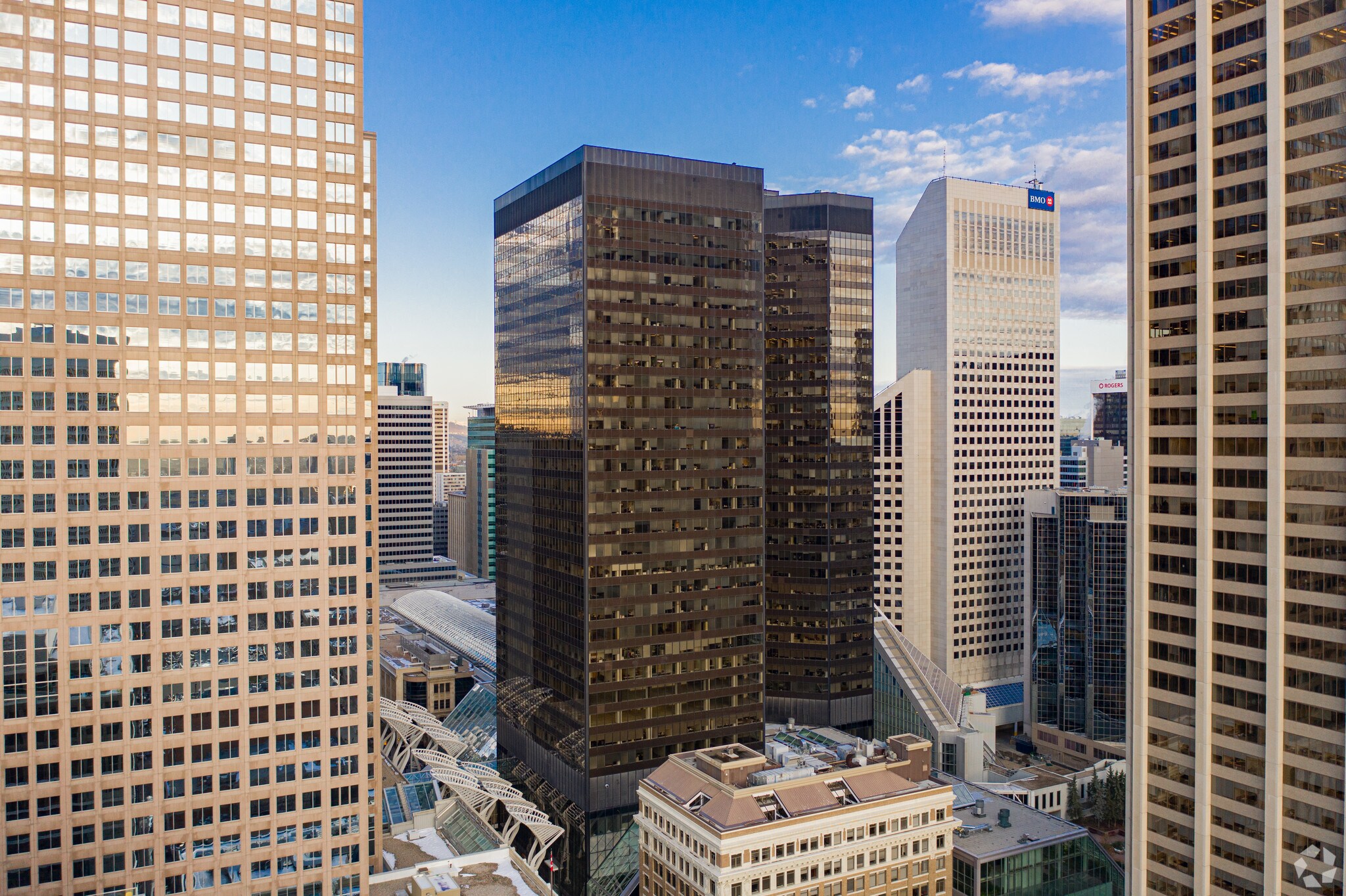 324 8th Ave SW, Calgary, AB for sale Building Photo- Image 1 of 1