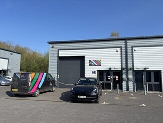 Plus de détails pour Lister Rd, Dursley - Industriel à louer