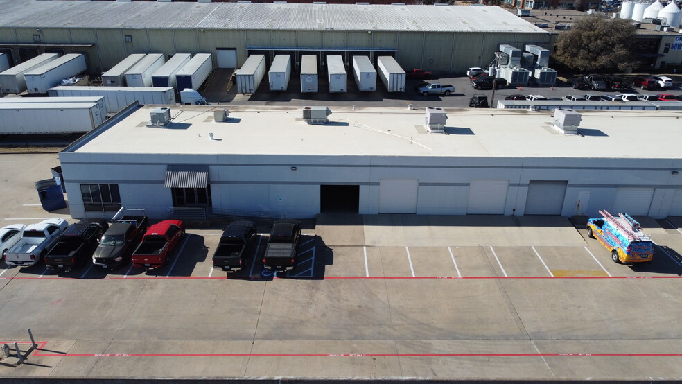100 E Felix St, Fort Worth, TX for lease - Building Photo - Image 2 of 10