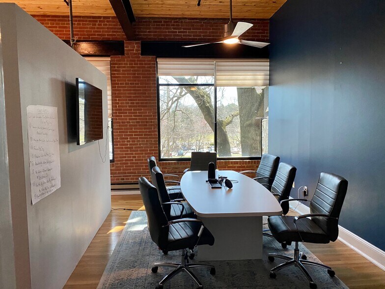 310 Arlington Ave, Charlotte, NC à louer - Photo intérieure - Image 3 de 10