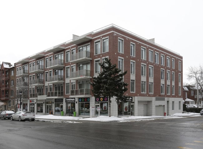 Plus de détails pour 5855-5875 Av De Monkland, Montréal, QC - Commerce de détail à louer