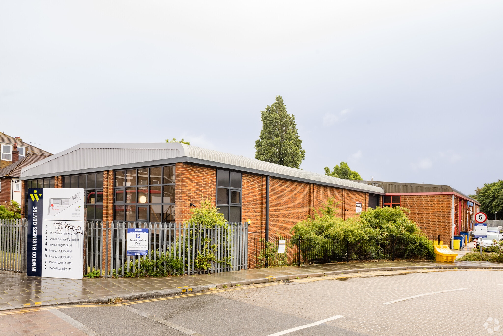 Whitton Rd, Hounslow for lease Primary Photo- Image 1 of 4