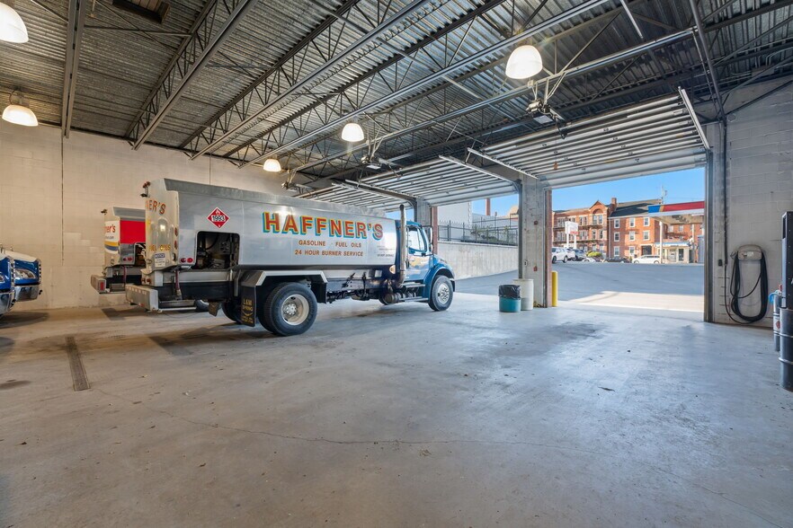 85 South St, Lowell, MA à vendre - Photo du bâtiment - Image 3 de 8